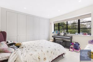 Photo 8- click for photo gallery